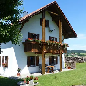 https://ferienwohnungen-reitinger.com-bavaria.com